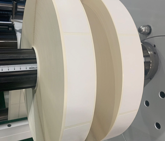 Característica da máquina de corte de alta velocidade estreita HC-H350 Web