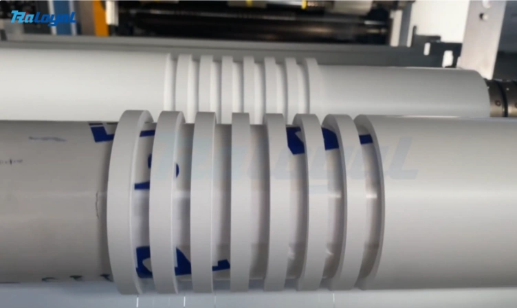 Teste de material de PTFE na máquina de corte da série CORE | Corte de precisão de 10mm para filme