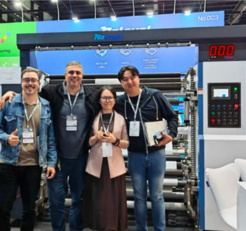 Destaques da Exposição RALOYAL: Clientes Brasileiros Fazem Pedido Imediato de 3 Cortadoras de Papel Térmico